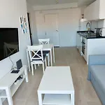 Апартаменты Surfers Nest