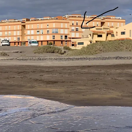 Apartment Surfers Nest