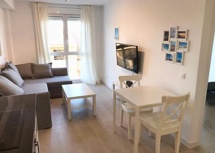 Surfers Nest El Médano