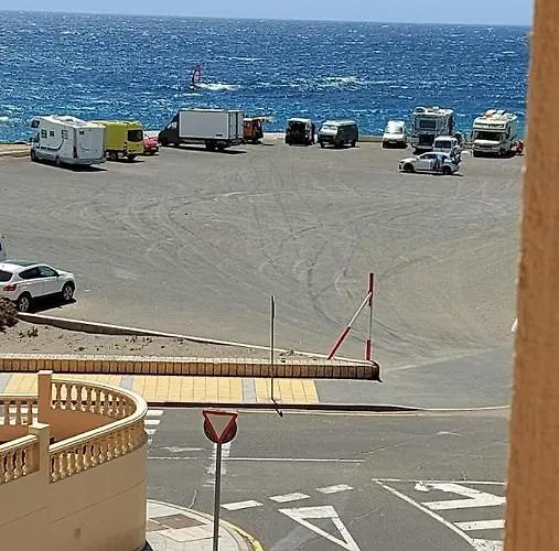 Surfers Nest Appartement